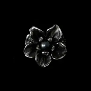 Vespertine Lilith