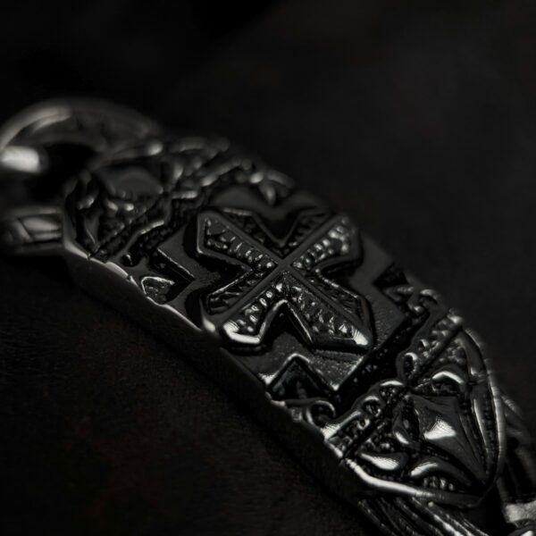Cross-Engraved Cuban Chain - Image 2