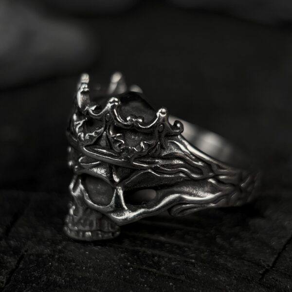 Crowned Skull - Image 2