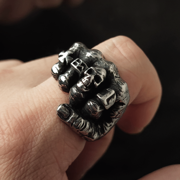 Knucklebone - Image 2