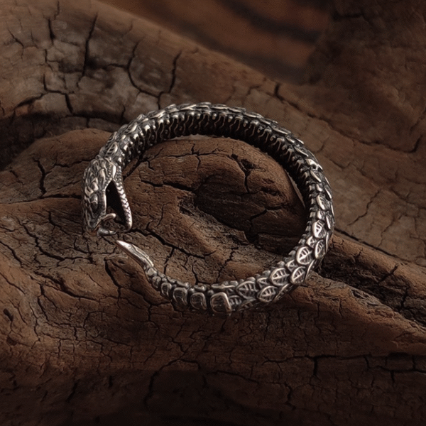 Fang Serpent - Image 2